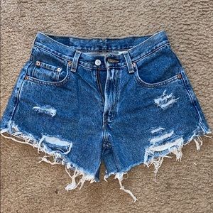 Levi jean shorts